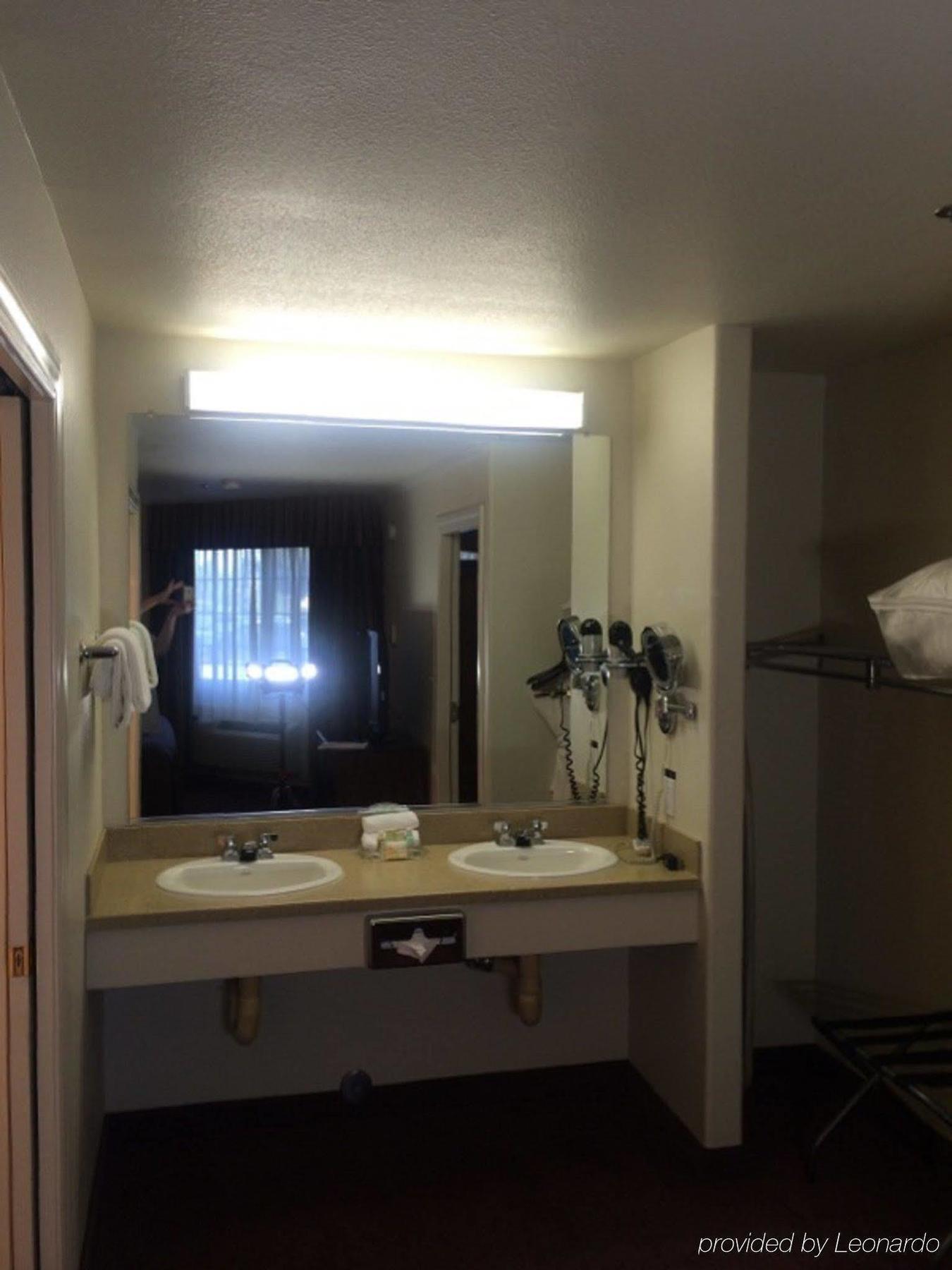 Holiday Inn Selma - Swancourt Dış mekan fotoğraf